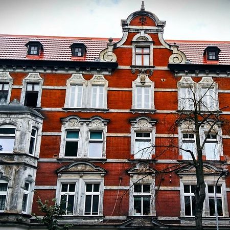 Art Mieszkanie Blisko Dworca Pkp Walbrzych Miasto المظهر الخارجي الصورة